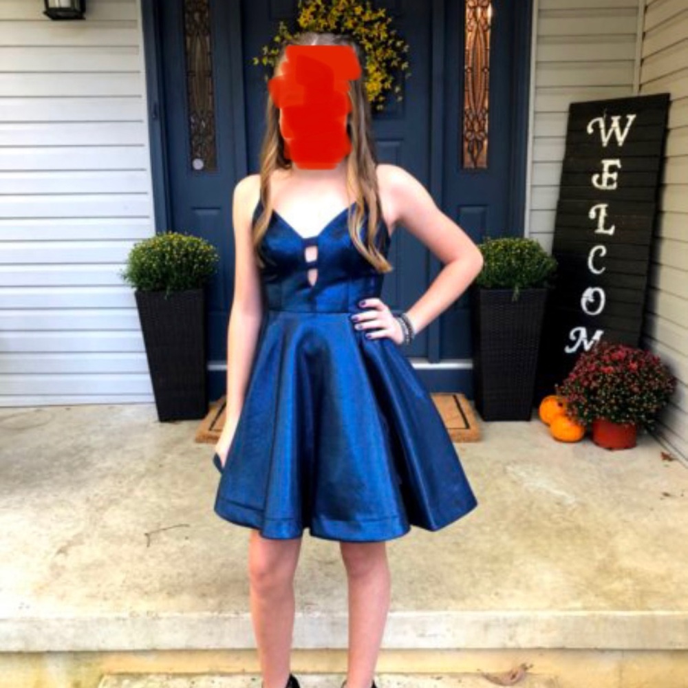Homecoming dress size 1/2 navy blue